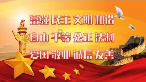 新余火灾事故现场市民自发前往现场悼念：宝贝们，一路走好