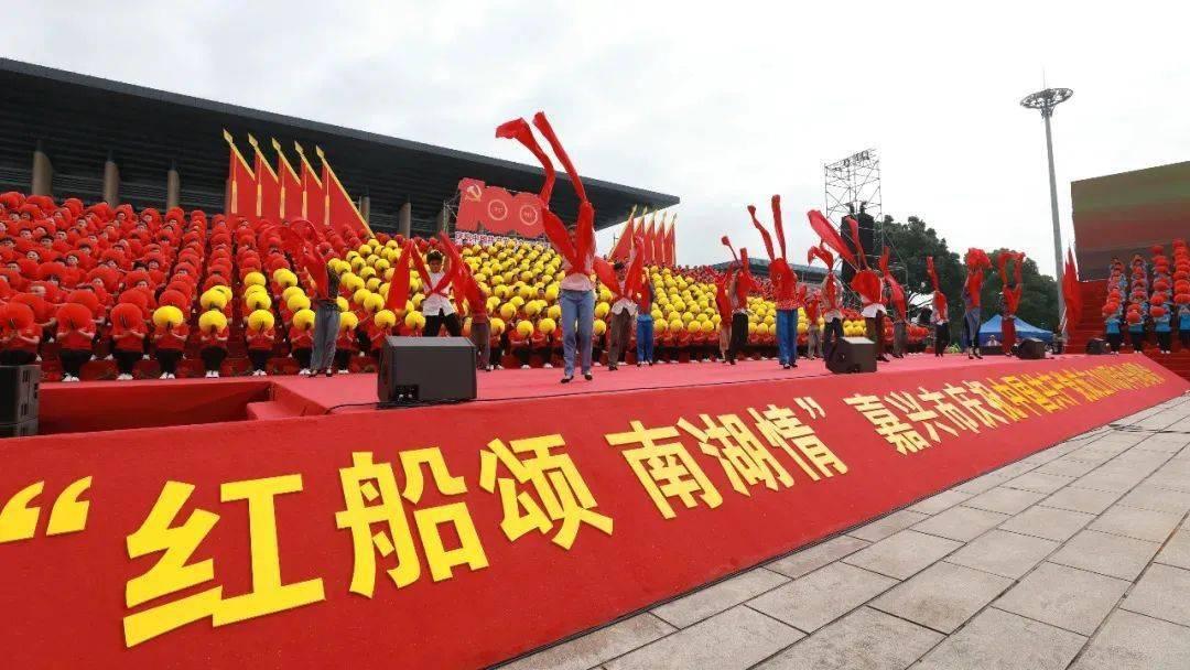 装修过后的清扫一直是个大问题，你有什么可以快速清洁装修垃圾的方法么？游戏画面
